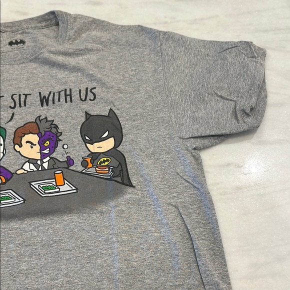 DC Comics Grey Short Sleeve Tee Batman “You can’t sit with us” - Picture 6 of 9